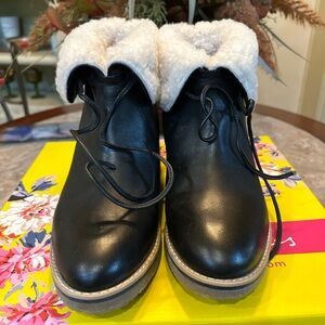 Joules Leather Bootie Heybrook Black size 6.